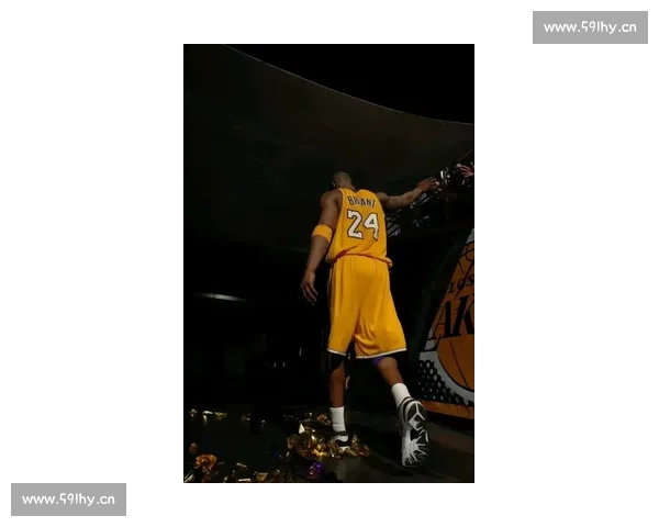 重温科比传奇之夜全场火力全开的81分震撼表现解析全景回顾盛况